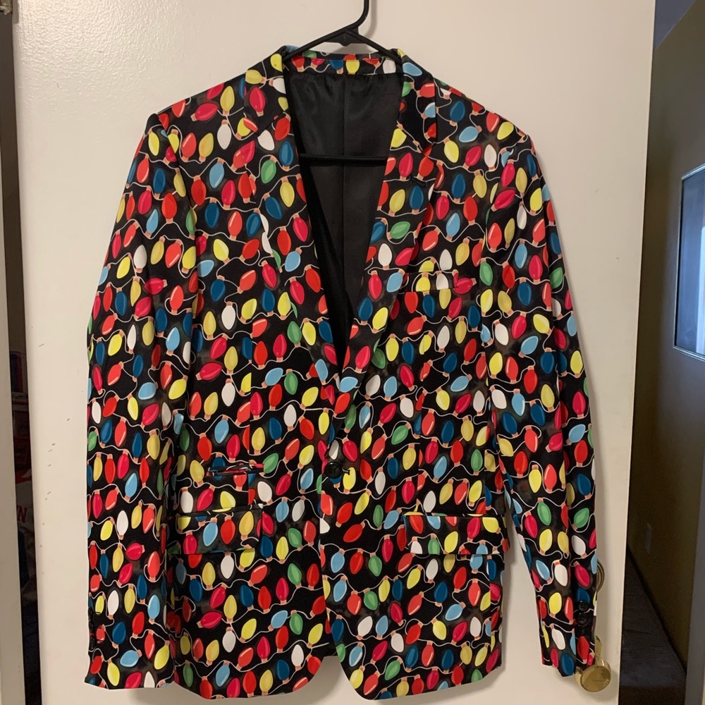 Suslo Couture Men’s Holiday Suit